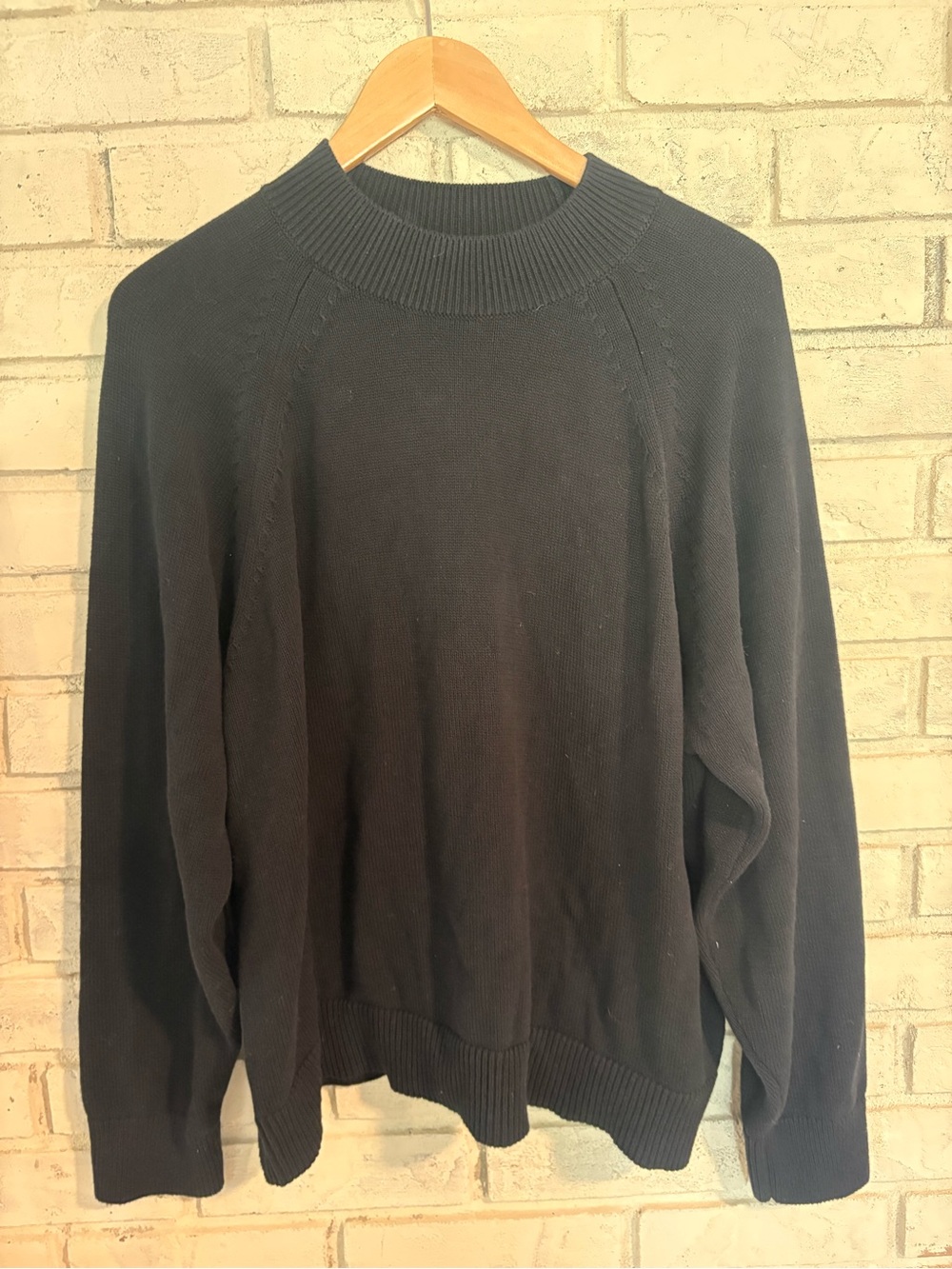 Quince XL mock neck Classic Black Crewneck Sweater